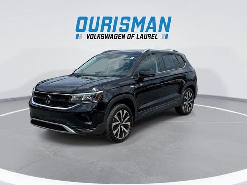 Deep Black 2023 Volkswagen Taos 1.5T SE
