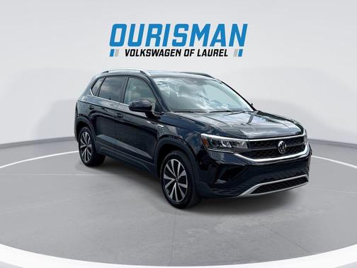 Deep Black 2023 Volkswagen Taos 1.5T SE