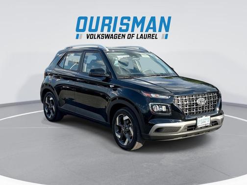 Onyx Black 2023 Hyundai VENUE SEL