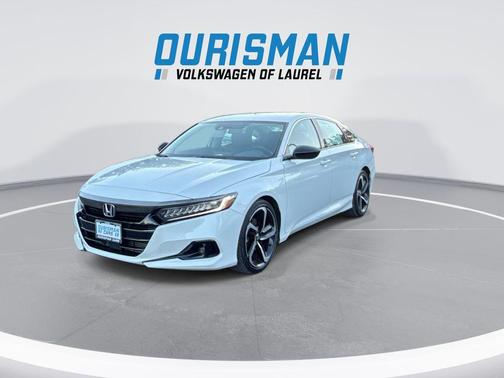 Platinum White Pearl 2022 Honda Accord Sport SE 1.5T
