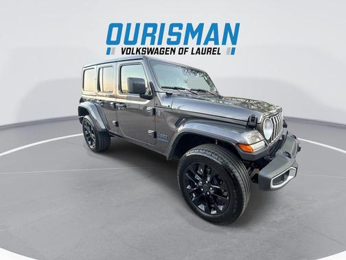 Granite Crystal Metallic Clearcoat 2025 Jeep Wrangler 4xe Sahara
