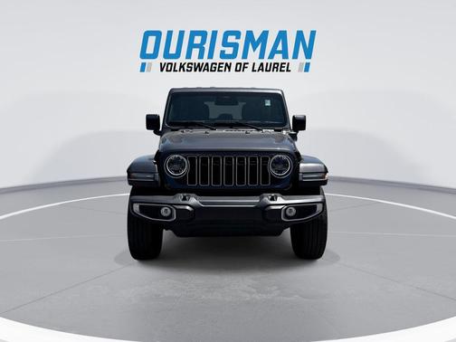 Granite Crystal Metallic Clearcoat 2025 Jeep Wrangler 4xe Sahara