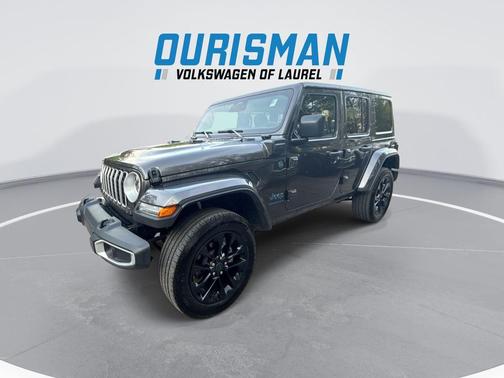 Granite Crystal Metallic Clearcoat 2025 Jeep Wrangler 4xe Sahara