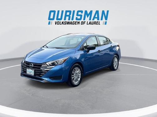 Electric Blue Metallic 2024 Nissan Versa 1.6 S