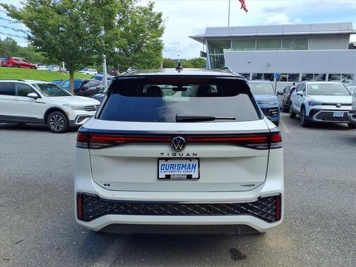 2026 Volkswagen Tiguan 2.0T SE R-Line Black 4MOTION