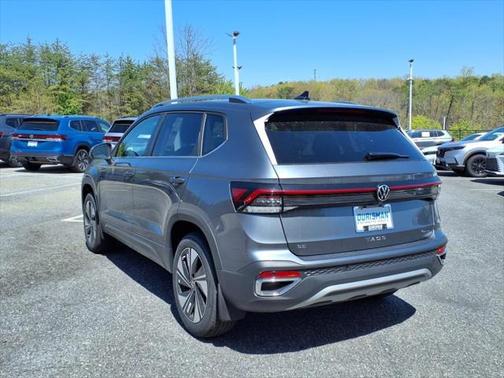 2025 Volkswagen Taos 1.5T SE