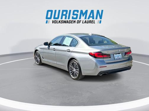 Skyscraper Gray Metallic 2023 BMW 530 i xDrive
