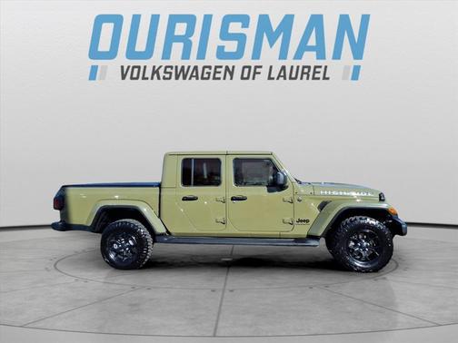 2025 Jeep Gladiator High Tide