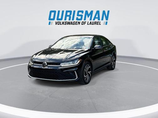 Deep Black 2025 Volkswagen Jetta 1.5T SEL