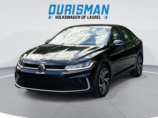 Deep Black 2025 Volkswagen Jetta 1.5T SEL