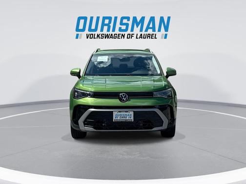 Moss 2026 Volkswagen Taos SE