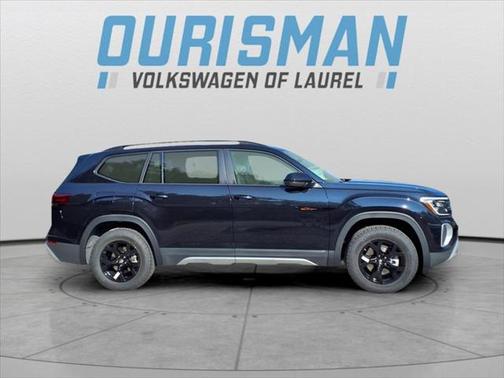 2025 Volkswagen Atlas 2.0T SE