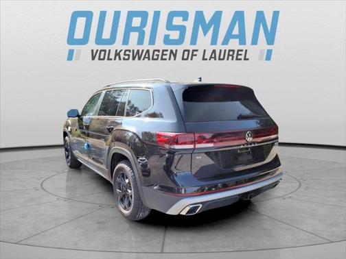 2025 Volkswagen Atlas 2.0T SE