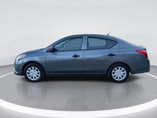 Gun Metallic 2019 Nissan Versa 1.6 S