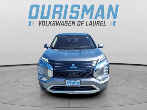 2022 Mitsubishi Outlander SE