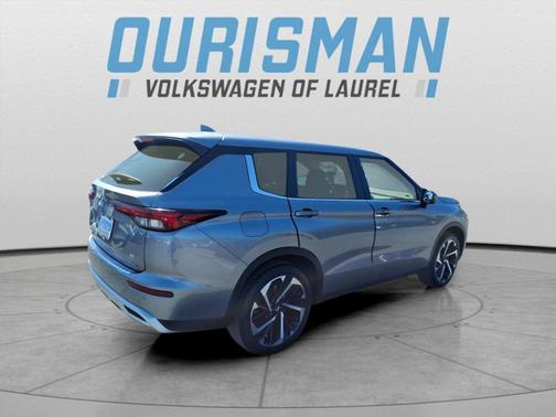 2022 Mitsubishi Outlander SE