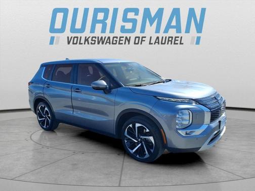 2022 Mitsubishi Outlander SE