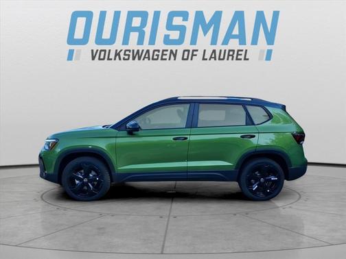 2025 Volkswagen Taos 1.5T SE Black