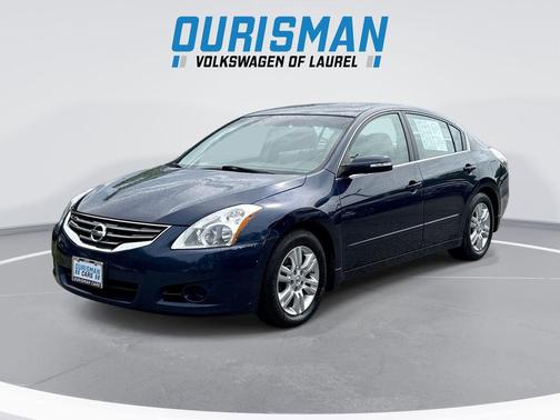 Navy Blue Metallic 2010 Nissan Altima 2.5 SL