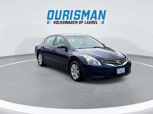Navy Blue Metallic 2010 Nissan Altima 2.5 SL