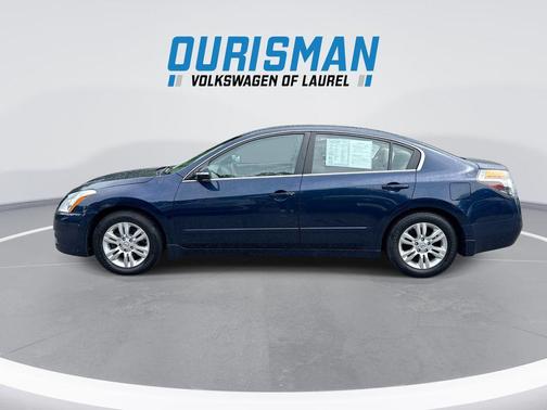 Navy Blue Metallic 2010 Nissan Altima 2.5 SL