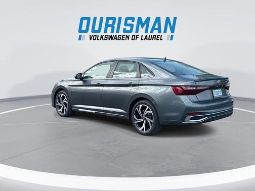 Platinum 2026 Volkswagen Jetta 1.4T SEL