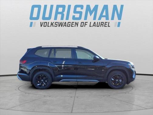 2025 Volkswagen Atlas 2.0T SE