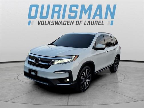 2022 Honda Pilot Touring 8-Passenger