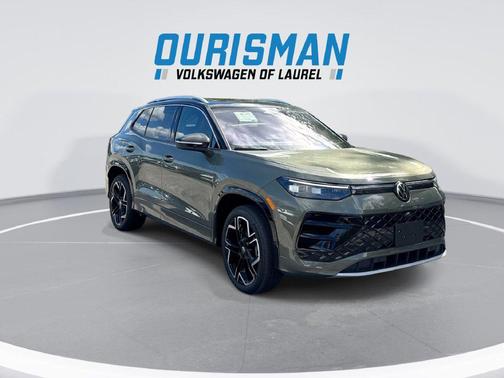 Avocado Green w/Deep Black Roof 2026 Volkswagen Tiguan 2.0T SEL R-Line 4MOTION