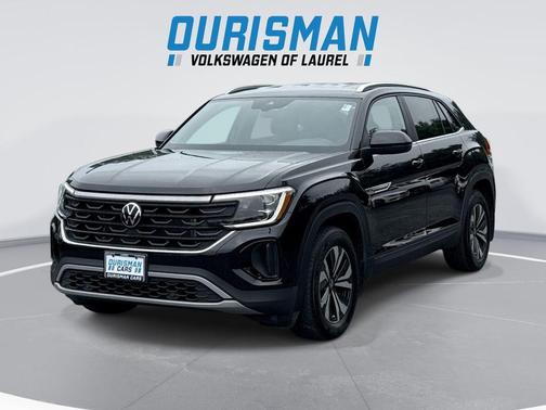 Deep Black 2024 Volkswagen Atlas Cross Sport 2.0T SE