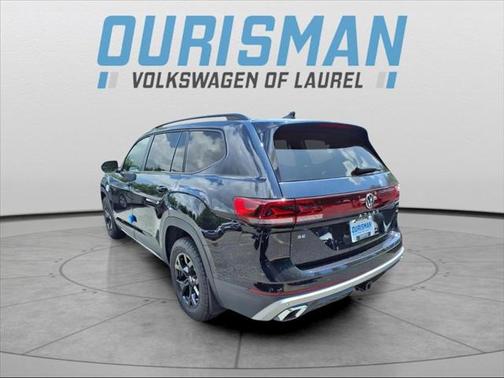 2025 Volkswagen Atlas 2.0T SE