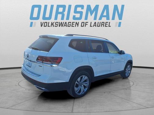 2023 Volkswagen Atlas 2.0T SE w/Technology 4MOTION