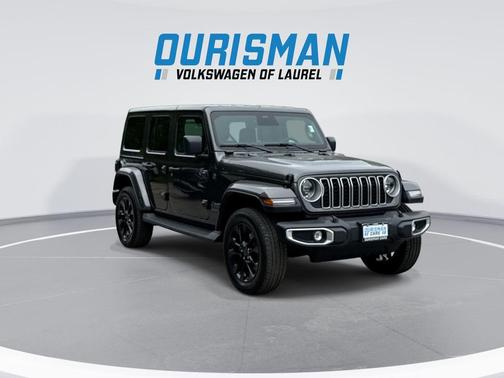 Granite Crystal Metallic Clearcoat 2025 Jeep Wrangler 4xe Sahara