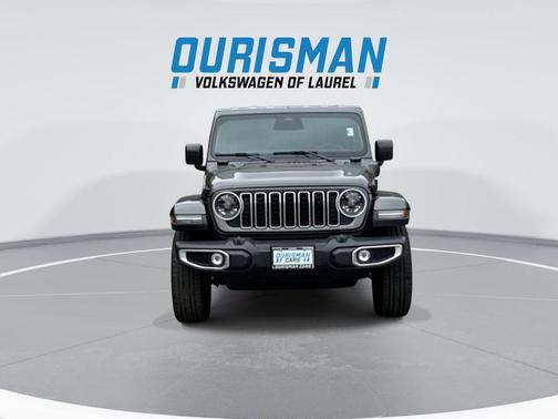 Granite Crystal Metallic Clearcoat 2025 Jeep Wrangler 4xe Sahara