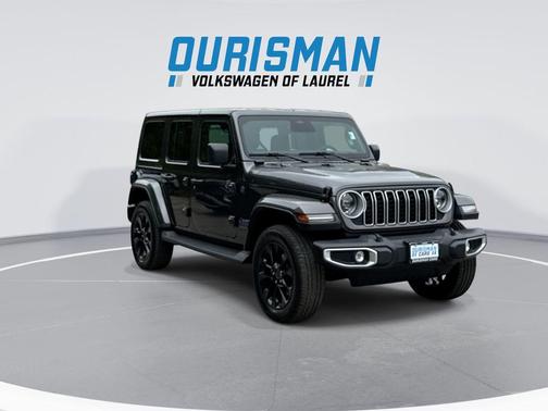 Granite Crystal Metallic Clearcoat 2025 Jeep Wrangler 4xe Sahara