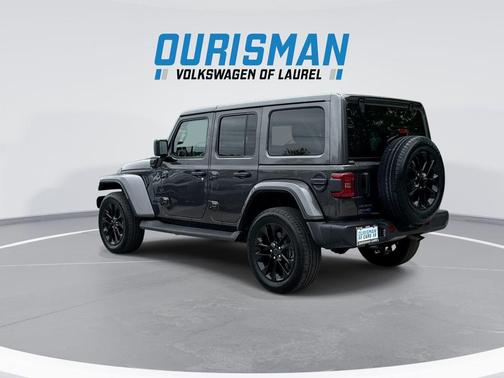 Granite Crystal Metallic Clearcoat 2025 Jeep Wrangler 4xe Sahara