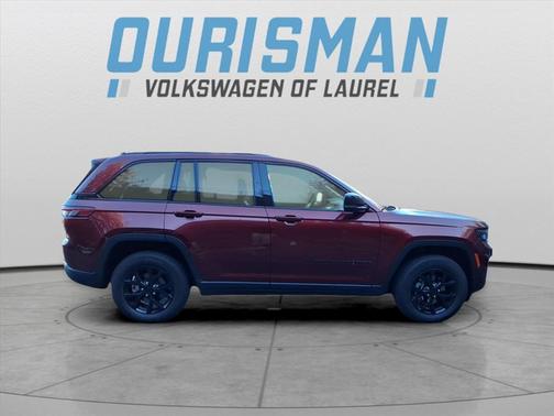 2024 Jeep Grand Cherokee Altitude