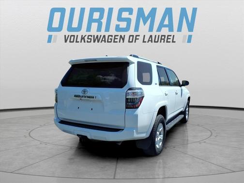 2024 Toyota 4Runner SR5