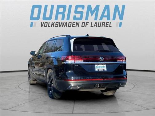 2025 Volkswagen Atlas 2.0T SE w/Technology 4MOTION