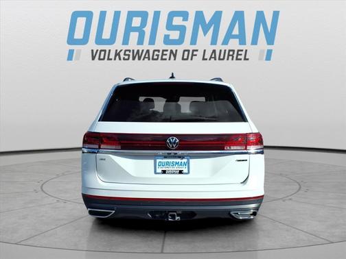 2024 Volkswagen Atlas 2.0T SE w/Technology 4MOTION