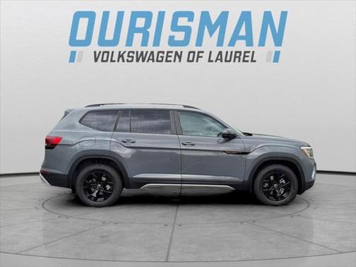 2025 Volkswagen Atlas 2.0T SEL Premium R-Line 4MOTION