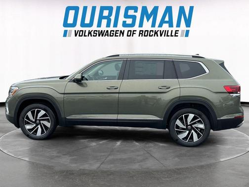 avocado green pearl 2026 Volkswagen Atlas 2.0T SEL