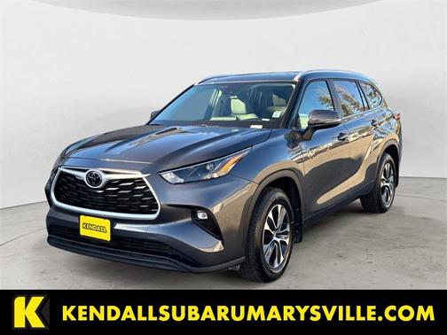 2025 Toyota Highlander XLE