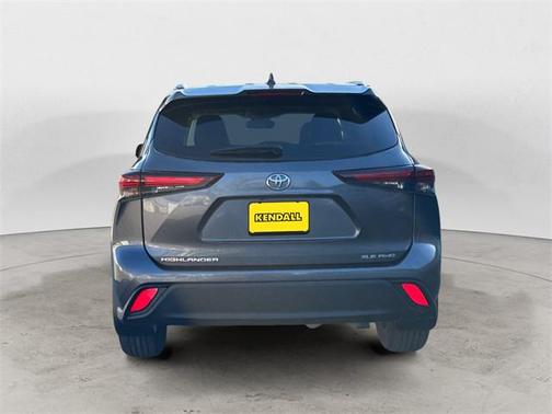2025 Toyota Highlander XLE
