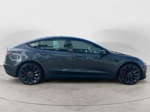 Midnight Silver Metallic 2022 Tesla Model 3 Performance