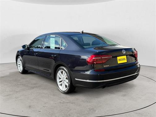 2019 Volkswagen Passat 2.0T Wolfsburg