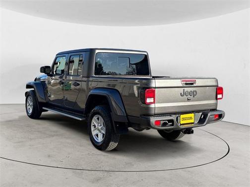 2020 Jeep Gladiator Sport