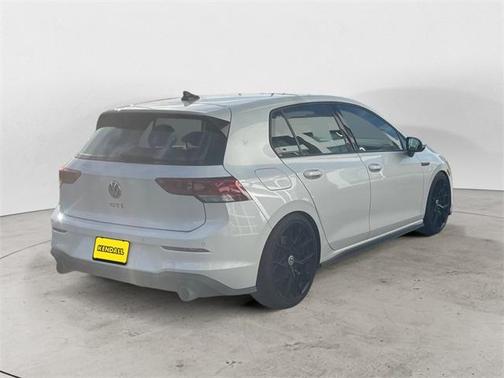 2024 Volkswagen Golf GTI 2.0T SE