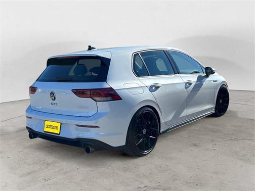 2024 Volkswagen Golf GTI 2.0T SE