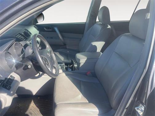 2013 Toyota Highlander Base Plus